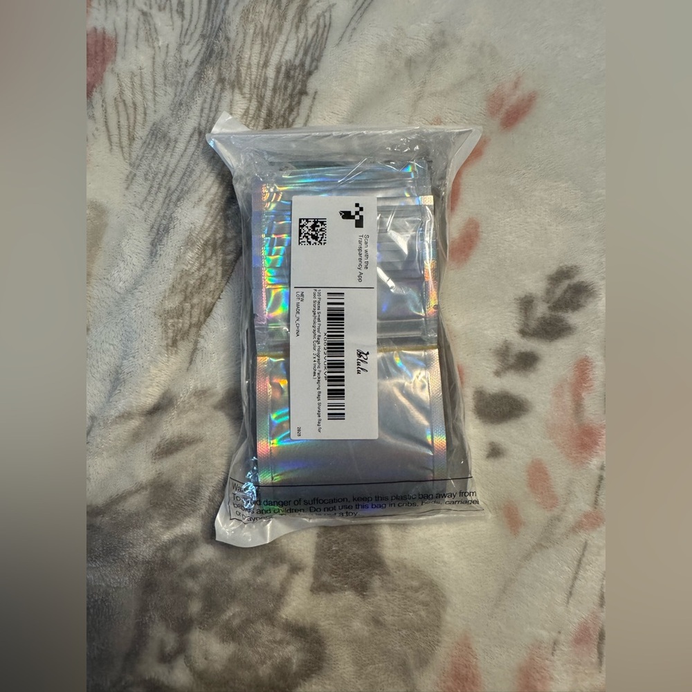 Holographic Sealable Packing Bags 3X4 inch (100 Pieces) - Picture 3 of 6